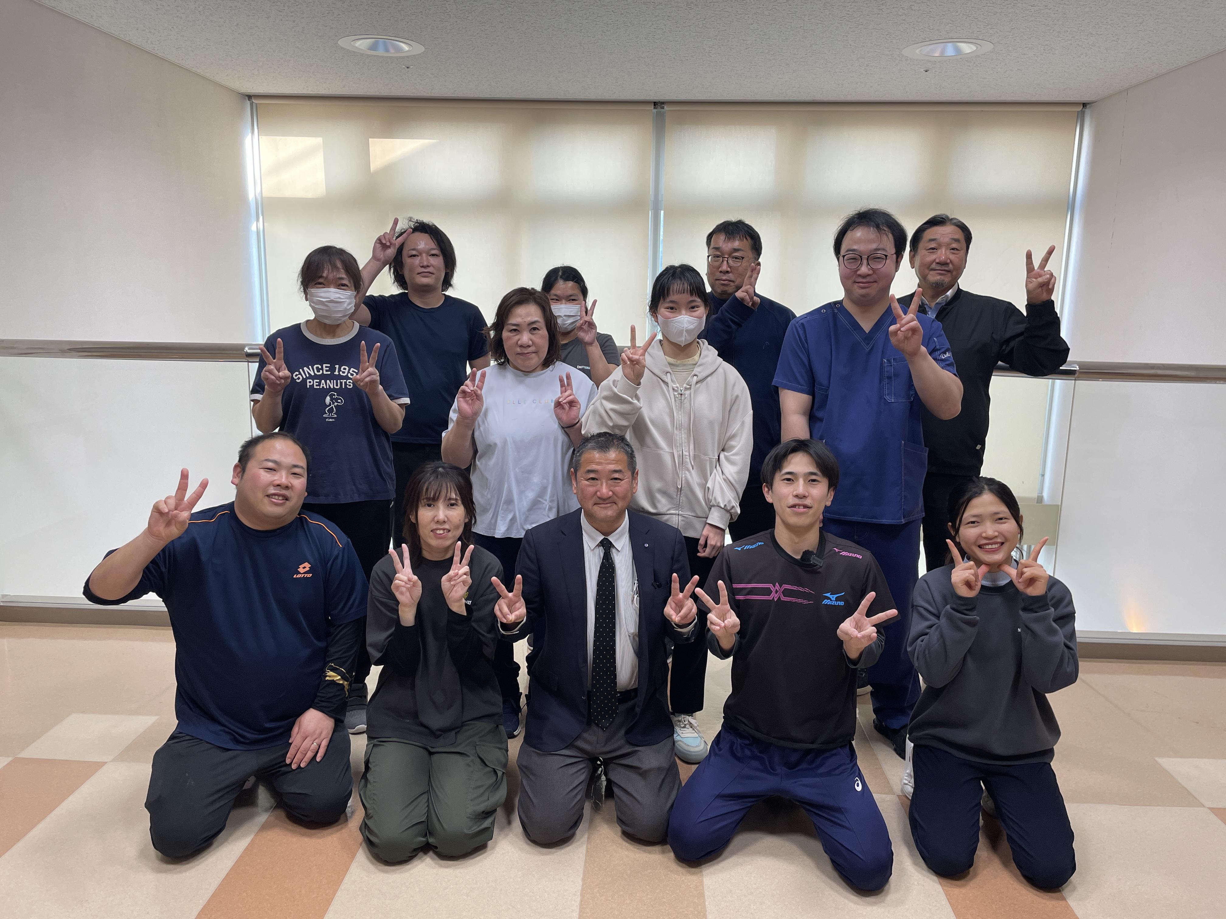 【特別養護老人ホーム楽寿園】介護・ヘルパー(正社員)